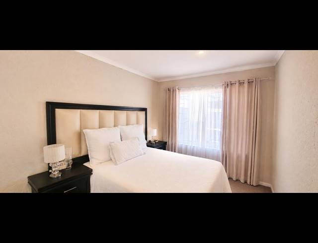 2 BEDROOM TOWNHOUSE FOR SALE IN CELTISDAL